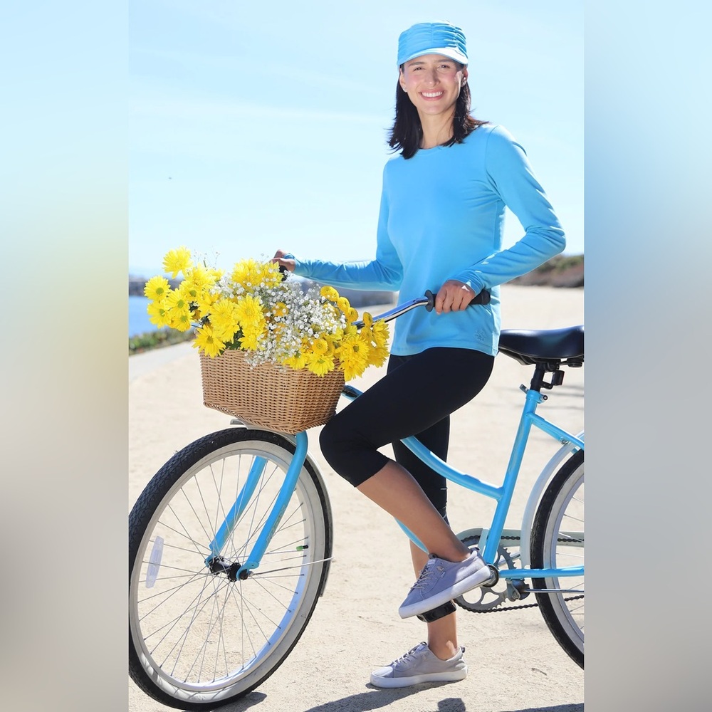 UV SKINZ Black Long Sleeve Top and Capri Leggings Swim Set - Picture 8 of 8